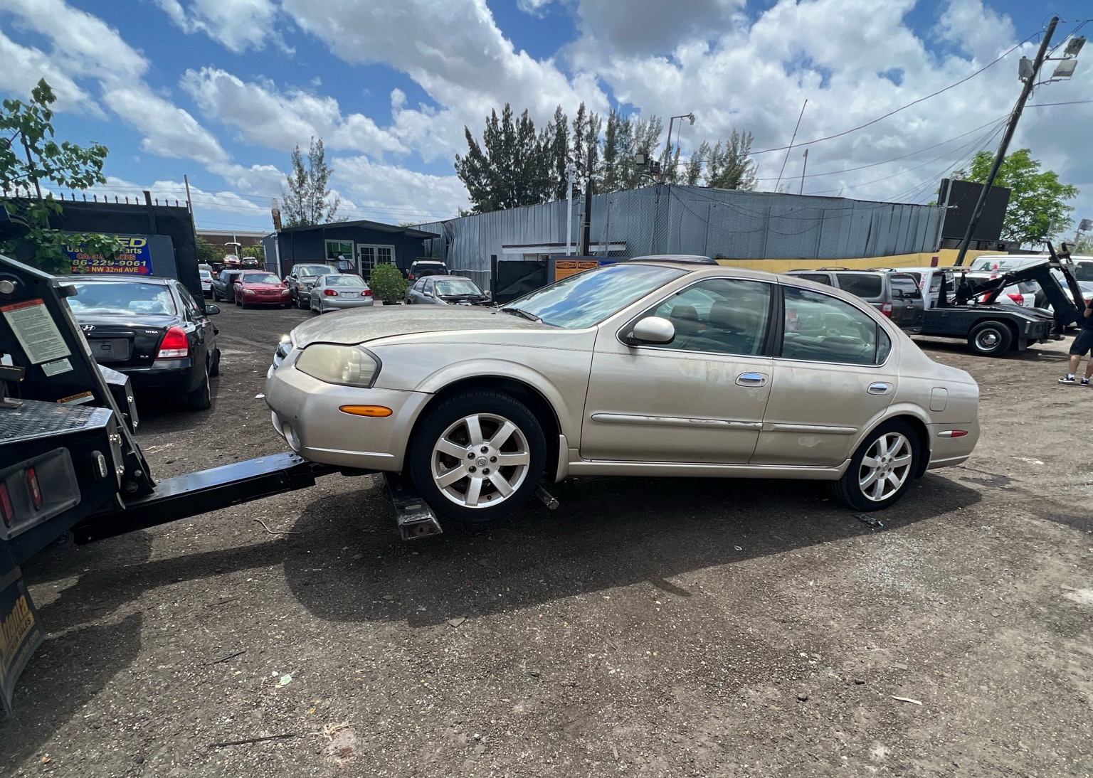 Simple cash for junk cars in North Miami, FL with Instant Money Junk Cars